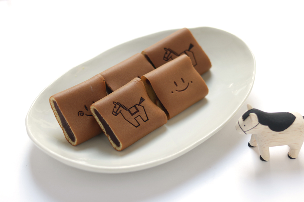 お正月限定　和菓子　簡単なお年賀、ちょっとしたプレゼントに